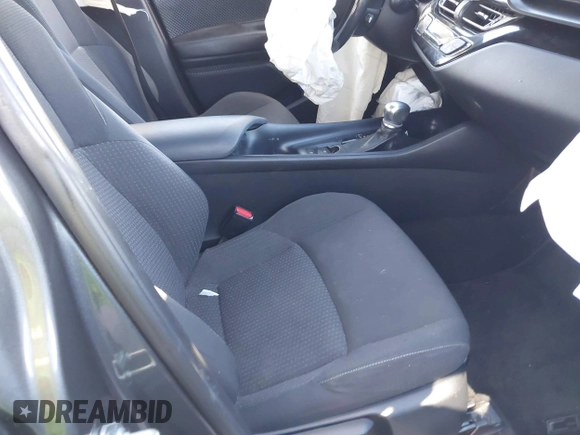 2018 Toyota C-HR XLE with VIN NMTKHMBX3JR009940, listed as a IAAI auction lot 41840885 with 71,155 mi miles. Bid and sale history available at carsss.com. Image 5.