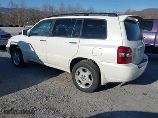 2006 Toyota Highlander with VIN JTEHP21A460181691, listed as a IAAI auction lot 41658694 with 217,517 mi miles. Bid and sale history available at carsss.com. Image 3.