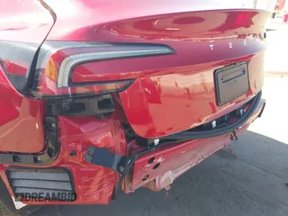 2019 Tesla Model 3 Mid Range с VIN 5YJ3E1EA7KF396485, выставлен на аукционе IAAI как лот 41999619 с пробегом 48 090 миль миль и . История ставок и продаж доступна на DreamBid. Изображение 6.