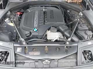 2013 BMW 5 Series 535i xDrive with VIN WBAFU7C51DDU71410, listed as a IAAI auction lot 42332603 with 84,261 mi miles and . Bid and sale history available at DreamBid. Image 10.
