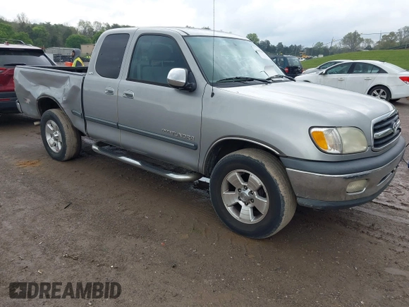 2001 Toyota Tundra SR5 with VIN 5TBRT34131S158553, listed as a IAAI auction lot 41999339 with 256,236 mi miles. Bid and sale history available at carsss.com. Image 1.