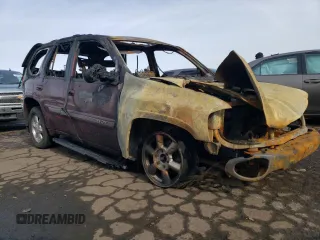 2003 GMC Envoy SLT with VIN 1GKDT13S332272907, listed as a Copart auction lot 44315565 with 0 mi miles and Non Repairable. Bid and sale history available at carsss.com. Image 4.