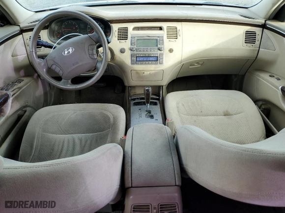 2009 Hyundai Azera GLS with VIN KMHFC46D09A349844, listed as a Copart auction lot 79972964 with 218,481 mi miles and Clean Title. Bid and sale history available at carsss.com. Image 8.
