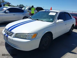 2000 Toyota Camry CE with VIN JT2BG22K8Y0415361, listed as a IAAI auction lot 41760193 with 250,333 mi miles. Bid and sale history available at carsss.com. Image 18.