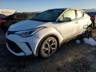 2020 Toyota C-HR LE z VIN JTNKHMBX1L1092779, wystawiony jako Copart lot #43259495 z przebiegiem 49 821 mil mil oraz Szkoda całkowita • Salvage title. Historia ofert i sprzedaży dostępna na DreamBid. Obrazek 1.
