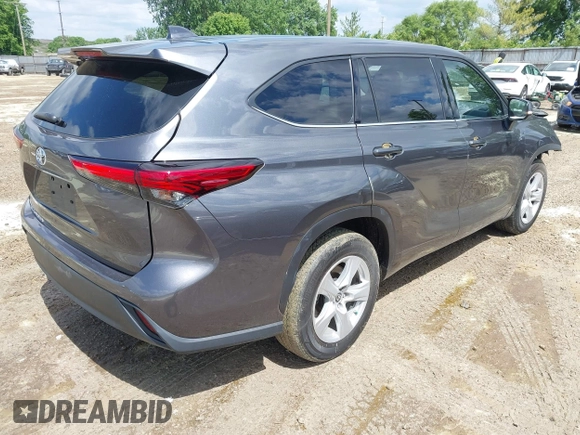 2021 Toyota Highlander L z VIN 5TDCZRAH6MS538197, wystawiony jako IAAI lot #42322488 z przebiegiem 129 014 mil mil oraz . Historia ofert i sprzedaży dostępna na DreamBid. Obrazek 4.