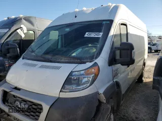 2019 Ram ProMaster Cargo with VIN 3C6URVJG7KE504143, listed as a Copart auction lot 45877345 with 300,689 mi miles and Salvage Title. Bid and sale history available at carsss.com. Image 1.