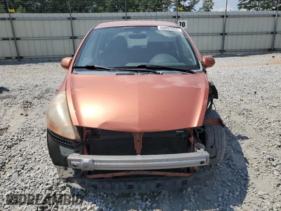 2007 Honda Fit Sport with VIN JHMGD38667S047110, listed as a Copart auction lot 69097094 with 231,662 mi miles and Salvage Title. Bid and sale history available at carsss.com. Image 5.