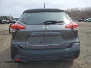 2019 Nissan Kicks S with VIN 3N1CP5CU2KL532749, listed as a Copart auction lot 51682655 with 136,070 mi miles and Clean Title. Bid and sale history available at DreamBid. Image 6.