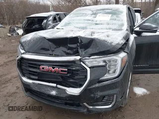 2022 GMC Terrain SLE with VIN 3GKALMEV7NL113014, listed as a IAAI auction lot 41735575 with 35,322 mi miles. Bid and sale history available at carsss.com. Image 6.