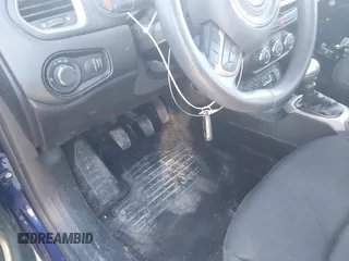 2017 Jeep Renegade Sport z VIN ZACCJAAH4HPF74031, wystawiony jako IAAI lot #41391549 z przebiegiem 81 780 mil mil oraz . Historia ofert i sprzedaży dostępna na DreamBid. Obrazek 11.
