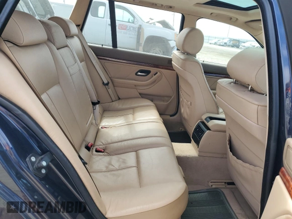 2000 BMW 5 Series 528iAt with VIN WBADP634XYBV64797, listed as a Copart auction lot 71316904 with 163,267 mi miles and Salvage Title. Bid and sale history available at carsss.com. Image 10.