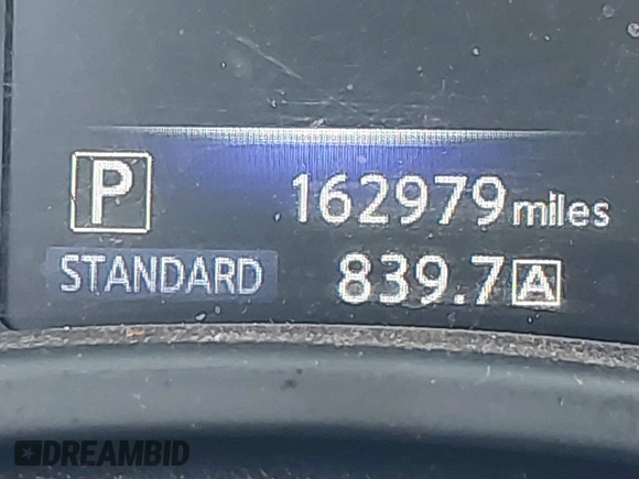 2016 Infiniti Q50 3.0t Premium with VIN JN1EV7AR7GM344539, listed as a IAAI auction lot 42040467 with 162,979 mi miles. Bid and sale history available at carsss.com. Image 15.