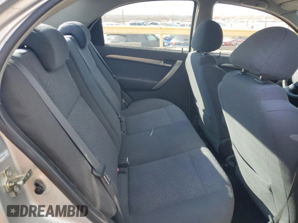 2008 Chevrolet Aveo LT with VIN KL1TG56658B261388, listed as a Copart auction lot 45560525 with 104,915 mi miles and Salvage title. Bid and sale history available at DreamBid. Image 10.