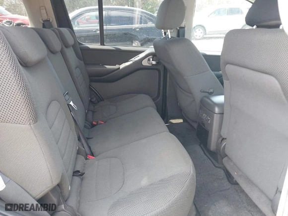 2006 Nissan Pathfinder SE with VIN 5N1AR18UX6C661562, listed as a IAAI auction lot 42061847 with 103,515 mi miles. Bid and sale history available at carsss.com. Image 8.