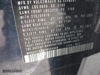 2016 Volkswagen Tiguan R-Line with VIN WVGAV7AX9GW559849, listed as a IAAI auction lot 41638636 with 133,751 mi miles. Bid and sale history available at carsss.com. Image 9.