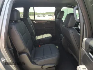 2024 GMC Acadia AWD Elevation z VIN 1GKENNKS2RJ212767, wystawiony jako Copart lot #61851705 z przebiegiem 24 129 mil mil oraz Szkoda całkowita • Salvage title. Historia ofert i sprzedaży dostępna na DreamBid. Obrazek 11.