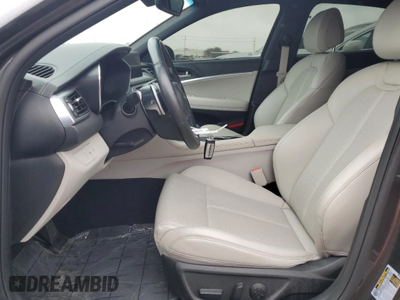 2023 Genesis G70 2.0T с VIN KMTG34TA7PU125812, выставлен на аукционе Copart как лот 58429325 с пробегом 32 317 миль миль и Списание • Salvage title. История ставок и продаж доступна на DreamBid. Изображение 7.