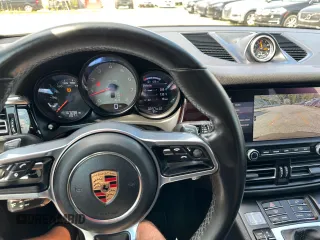 2020 Porsche Macan S z VIN WP1AB2A5XLLB30924, wystawiony jako Copart lot #65277395 z przebiegiem 67 298 mil mil oraz Czysty tytuł • Clean title. Historia ofert i sprzedaży dostępna na DreamBid. Obrazek 8.
