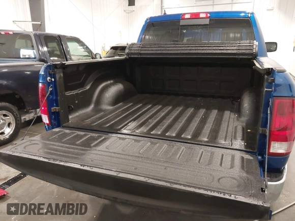 2015 Ram 1500 Big Horn с VIN 1C6RR7LT4FS648005, выставлен на аукционе IAAI как лот 41503711 с пробегом 167 147 миль миль и . История ставок и продаж доступна на DreamBid. Изображение 18.