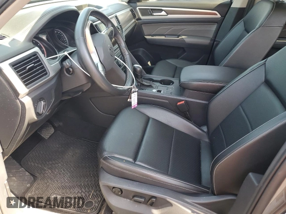 2021 Volkswagen Atlas SE with VIN 1V2JR2CA8MC591627, listed as a Copart auction lot 57173165 with 39,625 mi miles and Salvage title. Bid and sale history available at DreamBid. Image 7.