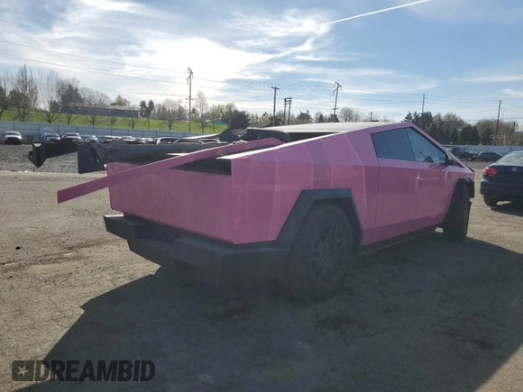 2024 Tesla Cybertruck Cyberbeast z VIN 7G2CEHEEXRA017494, wystawiony jako Copart lot #48149135 z przebiegiem 6883 mil mil oraz Szkody całkowita. Historia ofert i sprzedaży dostępna na DreamBid. Obrazek 3.