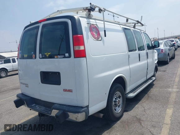 2014 GMC Savana Cargo z VIN 1GTW7FCA2E1903829, wystawiony jako IAAI lot #42432718 z przebiegiem 133 981 mil mil oraz . Historia ofert i sprzedaży dostępna na DreamBid. Obrazek 4.