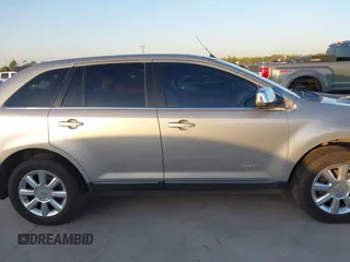 2007 Lincoln MKX with VIN 2LMDU68C27BJ33584, listed as a IAAI auction lot 41962338 with 86,340 mi miles and . Bid and sale history available at carsss.com. Image 14.