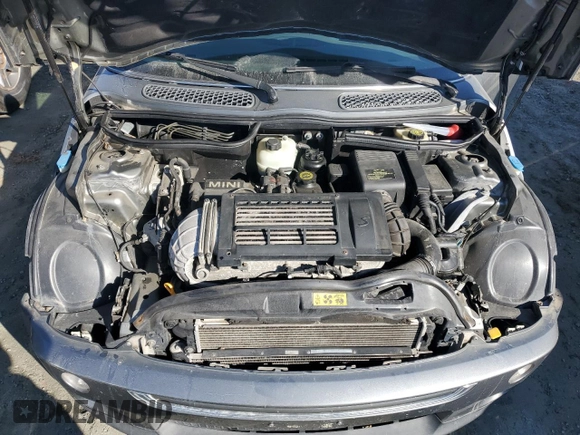 2002 MINI Hardtop S with VIN WMWRE33492TD56912, listed as a Copart auction lot 85466194 with 177,087 mi miles and Non Repairable. Bid and sale history available at DreamBid. Image 11.