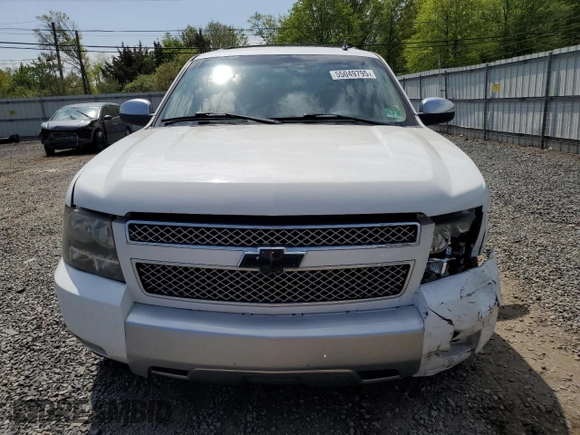 2008 Chevrolet Tahoe 3LT z VIN 1GNFK13068R145029, wystawiony jako Copart lot #55049795 z przebiegiem 167 835 mil mil oraz Szkoda całkowita • Salvage title. Historia ofert i sprzedaży dostępna na DreamBid. Obrazek 5.