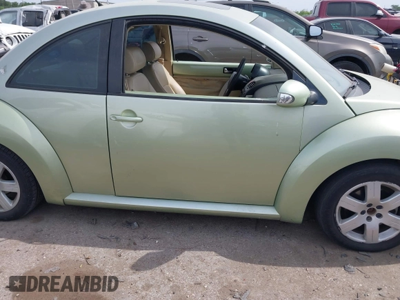 2007 Volkswagen Beetle с VIN 3VWRW31C07M518758, выставлен на аукционе IAAI как лот 42072875 с пробегом 85 096 миль миль и . История ставок и продаж доступна на DreamBid. Изображение 13.