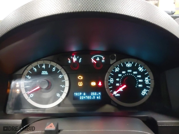 2011 Ford Escape Limited with VIN 1FMCU0EG7BKA43387, listed as a IAAI auction lot 41897571 with 224,780 mi miles. Bid and sale history available at carsss.com. Image 7.