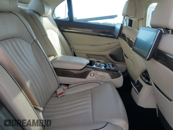 2018 Genesis G90 5.0L Ultimate with VIN KMHG54JH9JU037162, listed as a Copart auction lot 46157295 with 81,409 mi miles and Salvage Title. Bid and sale history available at carsss.com. Image 10.
