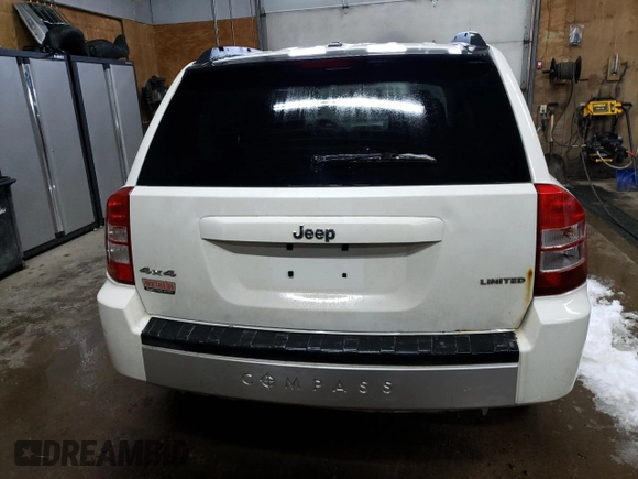 2007 Jeep Compass Limited with VIN 1J8FF57W67D185358, listed as a Copart auction lot 43978035 with 160,314 mi miles and Clean Title. Bid and sale history available at carsss.com. Image 6.