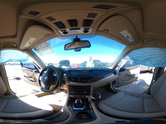 2015 BMW X1 sDrive28i with VIN WBAVM1C51FVZ94433, listed as a IAAI auction lot 41425205 with 148,346 mi miles. Bid and sale history available at carsss.com. Image 18.