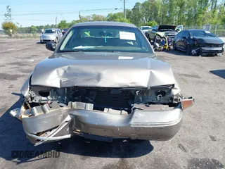 2002 Mercury Grand Marquis LS Premium with VIN 2MEFM75W52X667539, listed as a IAAI auction lot 42026715 with 189,985 mi miles and . Bid and sale history available at DreamBid. Image 12.