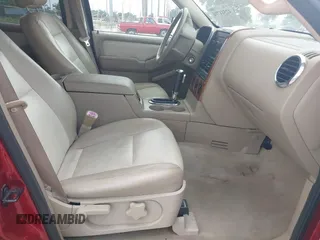 2007 Ford Explorer Eddie Bauer с VIN 1FMEU64E17UA54473, выставлен на аукционе IAAI как лот 42544796 с пробегом 217 499 миль миль и . История ставок и продаж доступна на DreamBid. Изображение 5.