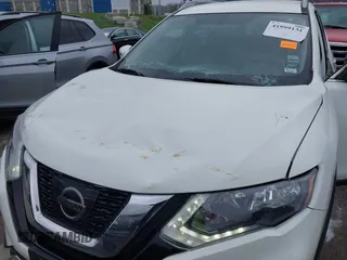 2017 Nissan Rogue SL with VIN 5N1AT2MV7HC854485, listed as a IAAI auction lot 41999131 with 155,181 mi miles. Bid and sale history available at carsss.com. Image 6.