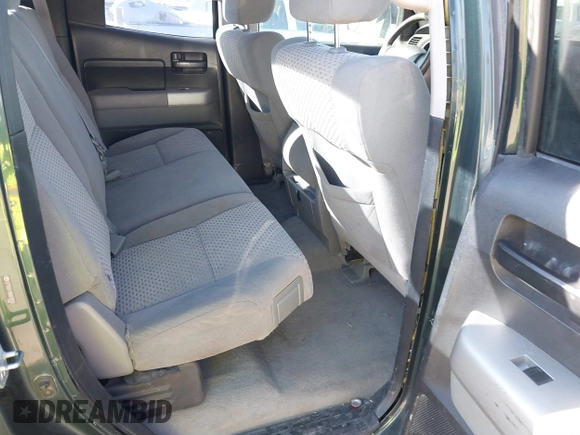 2008 Toyota Tundra z VIN 5TFBV54198X078550, wystawiony jako IAAI lot #41527928 z przebiegiem 190 483 mil mil oraz . Historia ofert i sprzedaży dostępna na DreamBid. Obrazek 8.