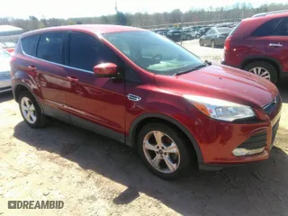2014 Ford Escape SE with VIN 1FMCU0GX5EUA57746, listed as a IAAI auction lot 41825217 with NaN miles. Bid and sale history available at carsss.com. Image 1.