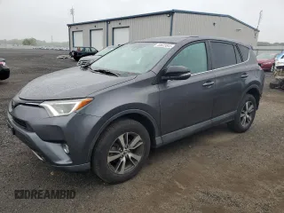 2018 Toyota RAV4 XLE with VIN 2T3WFREV0JW445322, listed as a Copart auction lot 55623845 with 116,700 mi miles and Salvage title. Bid and sale history available at DreamBid. Image 1.