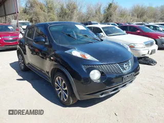 2011 Nissan Juke SL with VIN JN8AF5MR6BT003404, listed as a IAAI auction lot 41812803 with 160,304 mi miles. Bid and sale history available at carsss.com. Image 1.