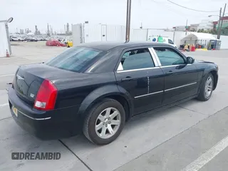 2006 Chrysler 300 Touring with VIN 2C3KA53G76H200278, listed as a IAAI auction lot 42044879 with 122,601 mi miles and . Bid and sale history available at DreamBid. Image 4.