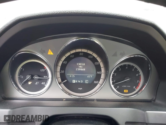 2009 Mercedes-Benz C 300 Sport z VIN WDDGF54X79R065346, wystawiony jako IAAI lot #42201062 z przebiegiem 239 868 mil mil oraz . Historia ofert i sprzedaży dostępna na DreamBid. Obrazek 7.