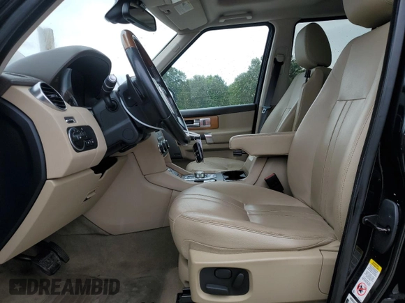2016 Land Rover LR4 HSE с VIN SALAG2V6XGA802402, выставлен на аукционе Copart как лот 58311735 с пробегом 108 797 миль миль и Списание • Salvage title. История ставок и продаж доступна на DreamBid. Изображение 7.