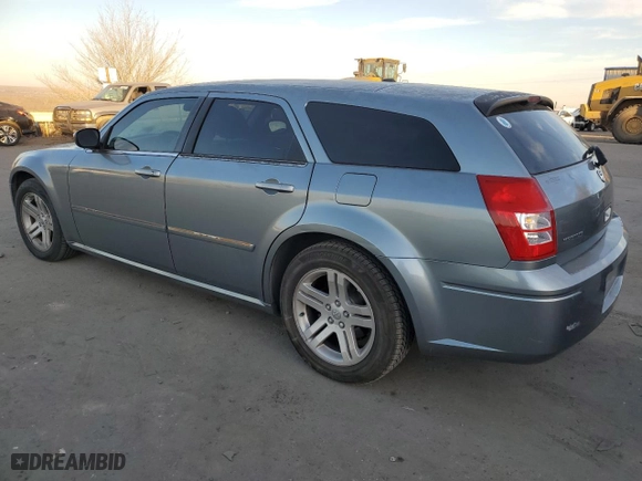 2007 Dodge Magnum with VIN 2D4FV47V77H846848, listed as a Copart auction lot 82251074 with 160,158 mi miles and Salvage Title. Bid and sale history available at carsss.com. Image 2.