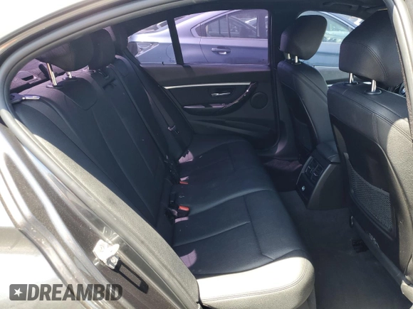 2018 BMW 3 Series 330i with VIN WBA8B9C54JK677077, listed as a Copart auction lot 60683205 with 71,120 mi miles and Salvage title. Bid and sale history available at DreamBid. Image 10.