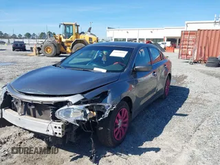 2014 Nissan Altima S with VIN 1N4AL3AP4EN355441, listed as a IAAI auction lot 41628050 with 162,309 mi miles and . Bid and sale history available at carsss.com. Image 6.