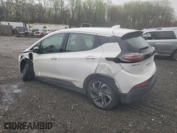 2023 Chevrolet Bolt EV 2LT z VIN 1G1FX6S05P4161512, wystawiony jako Copart lot #51911805 z przebiegiem 37 885 mil mil oraz Nie do naprawy. Historia ofert i sprzedaży dostępna na DreamBid. Obrazek 2.