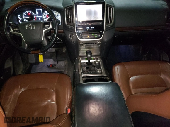 2017 Toyota Land Cruiser z VIN JTMCY7AJ0H4052142, wystawiony jako Copart lot #47658165 z przebiegiem 185 313 mil mil oraz Czysty tytuł • Clean title. Historia ofert i sprzedaży dostępna na DreamBid. Obrazek 8.